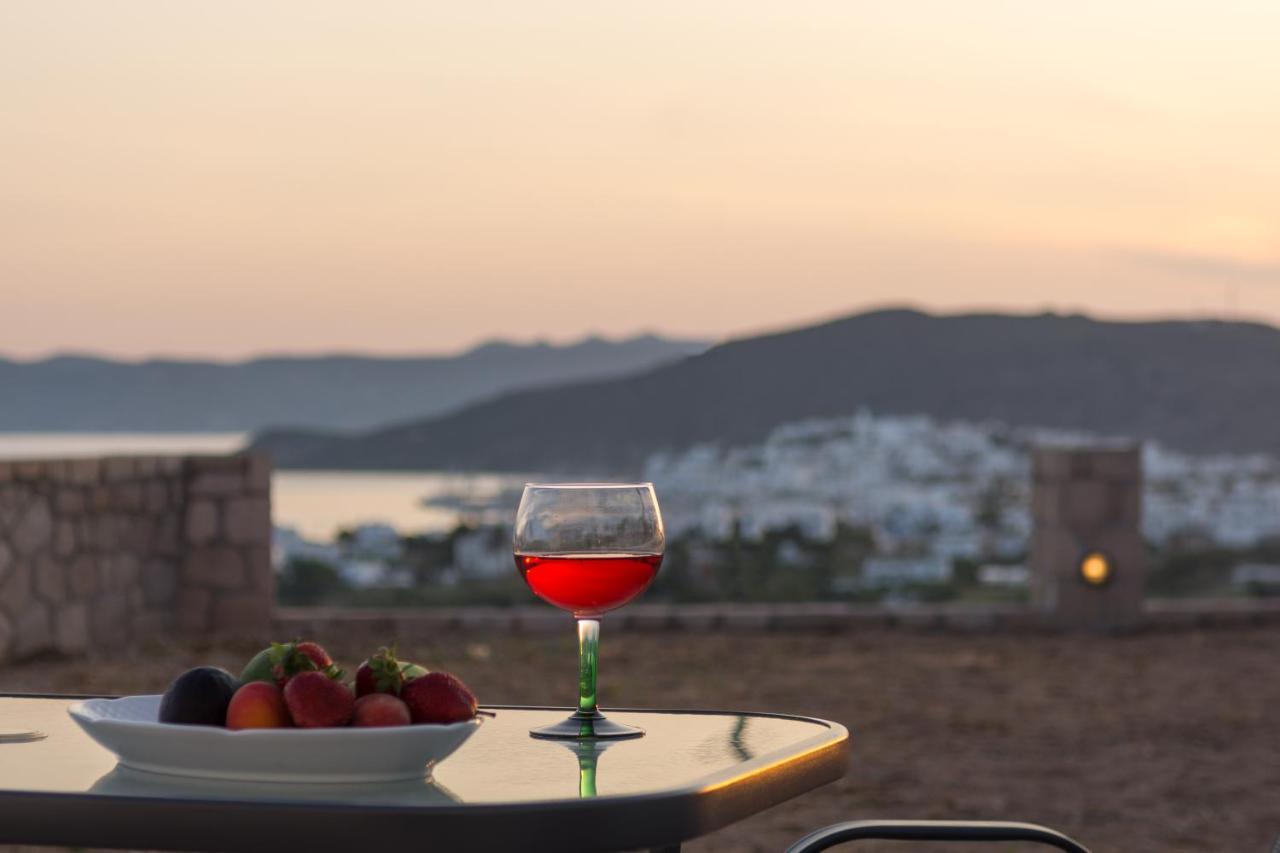 Sea, Sunset & Garden View Parasporos Houses, Milos Adamantas  Bagian luar foto