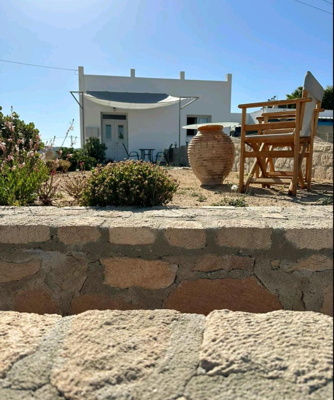 Sea, Sunset & Garden View Parasporos Houses, Milos Adamantas  Bagian luar foto